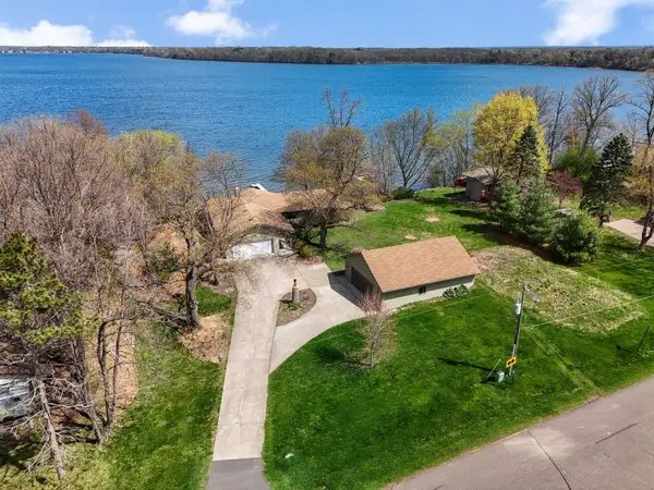10400 Kismet Isle, Chisago City, MN 55013