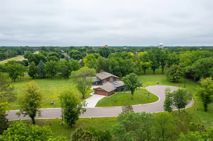 1589 Edgewood Court, Wahpeton, ND 58075 - #2