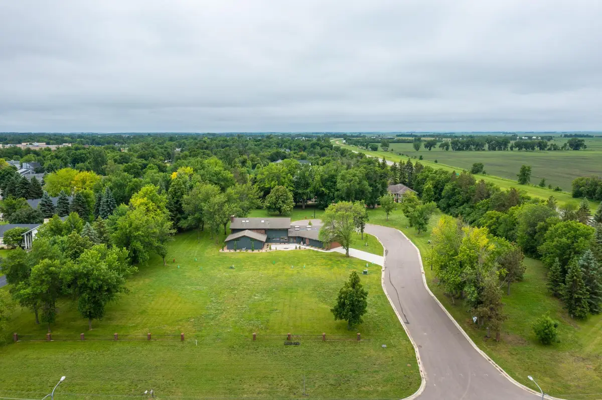 1487 Edgewood Court, Wahpeton, ND 58075 - #1