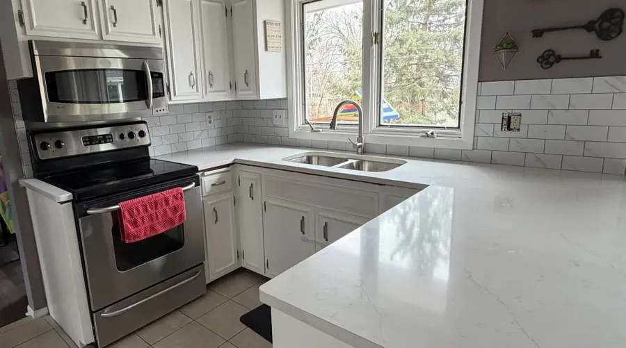 6515 Olympia Street, Golden Valley, MN 55427 - #2