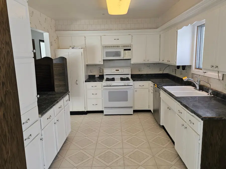 9211 168th Avenue Ne, Forest Lake, MN 55025 - #2