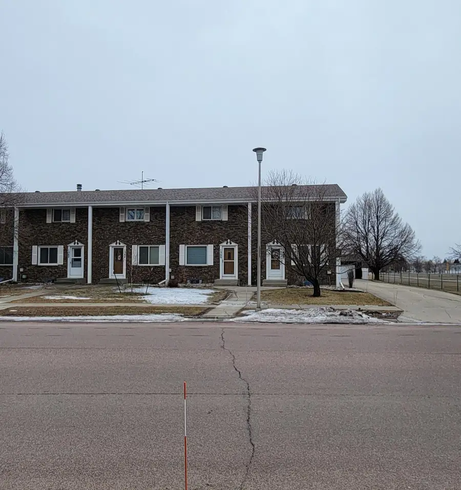 1566 27th Avenue S, Fargo, ND 58103 - #3