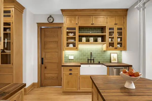 2654 Pleasant Avenue, Minneapolis, MN 55408