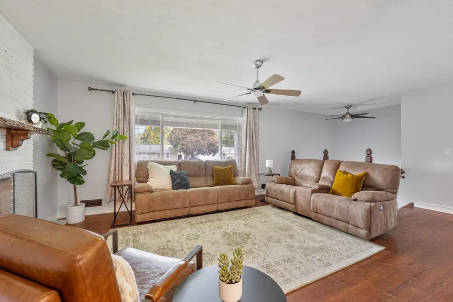 3301 Thurber Road, Brooklyn Center, MN 55429 - #3