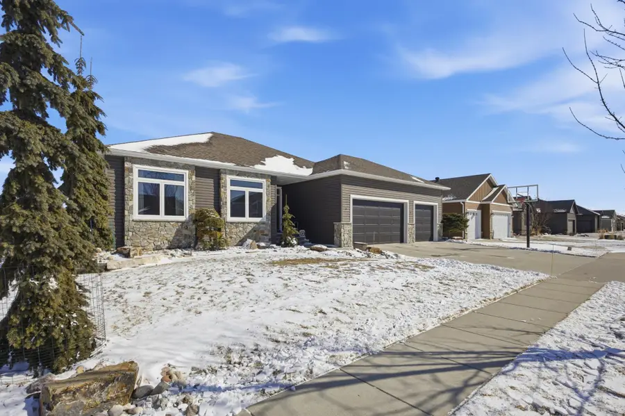3839 Reserve Drive E, West Fargo, ND 58078 - #3