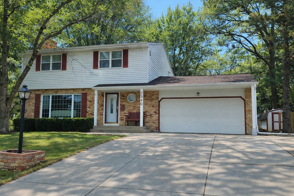 2340 Ensign Avenue N, Golden Valley, MN 55427