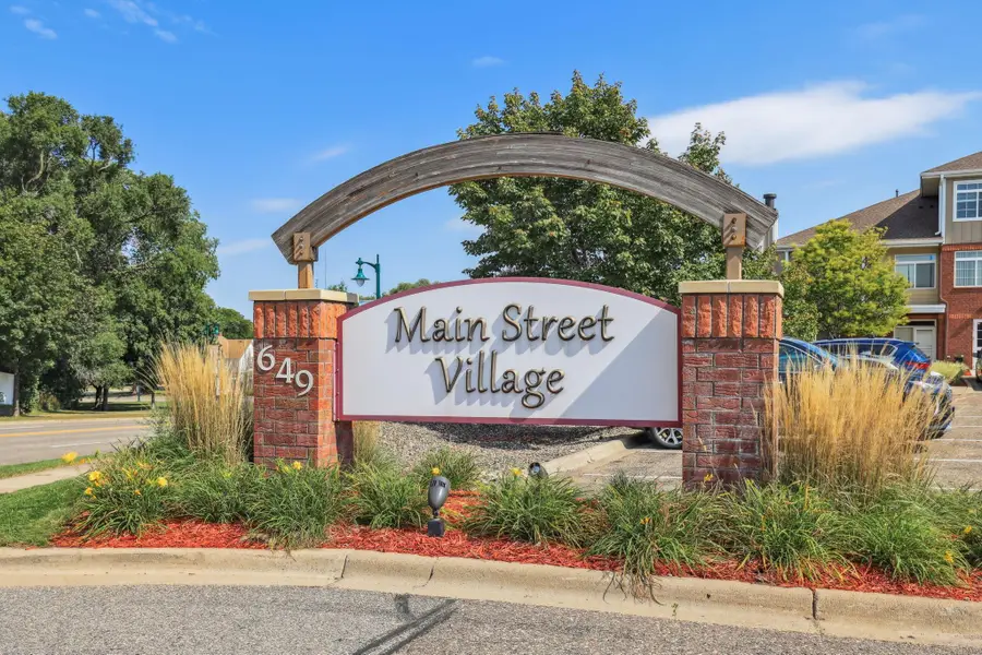 649 Old Highway 8 Nw #238, New Brighton, MN 55112 - #2