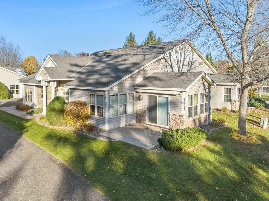 11084 Eagle Ridge Way, Chisago City, MN 55013 - #2