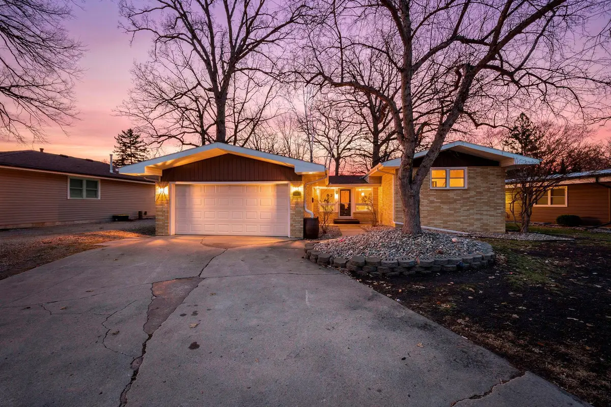 1045 Jorgenson Street Se, Hutchinson, MN 55350 - #1