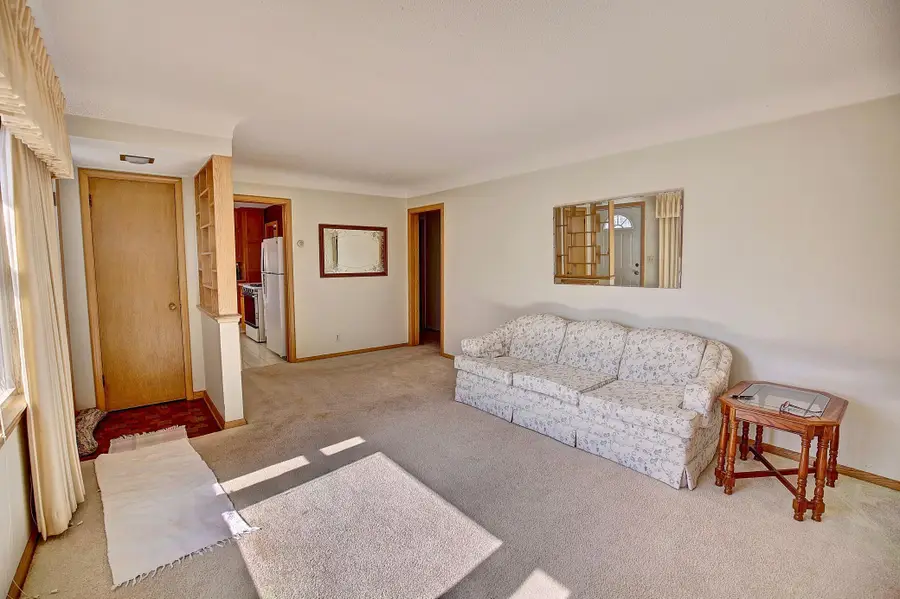 3420 26 1/2 Avenue N, Robbinsdale, MN 55422 - #3