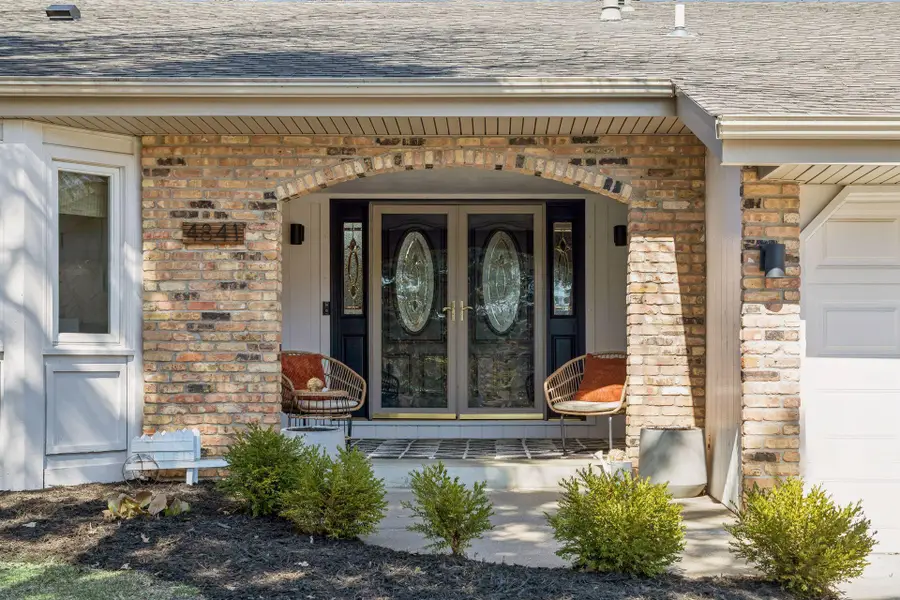 4841 Safari Court N, Eagan, MN 55122 - #2