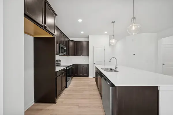 14996 Ardgillan Road, Rosemount, MN 55068