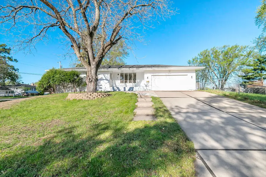 9242 Queen Avenue S, Bloomington, MN 55431 - #2