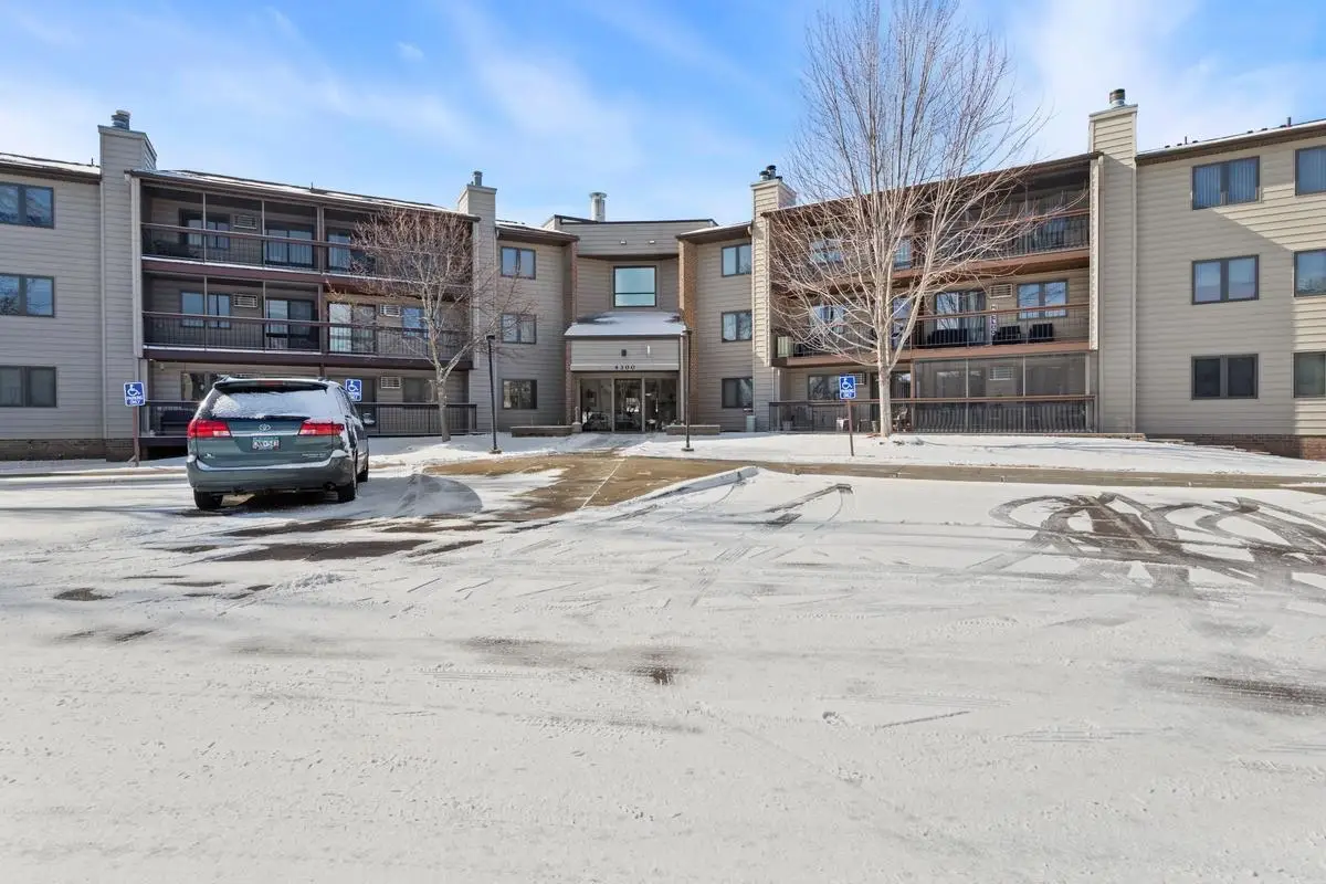 4300 Trenton Lane N #2319, Plymouth, MN 55442 - #1