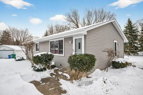 9244 Zinnia Lane N, Maple Grove, MN 55369