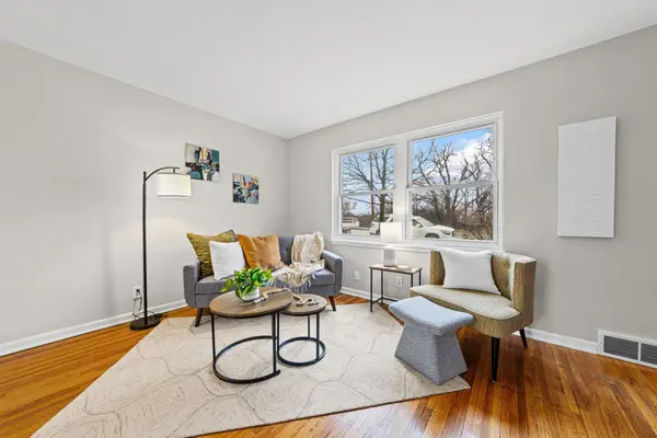 996 Cleveland Avenue S, Saint Paul, MN 55116