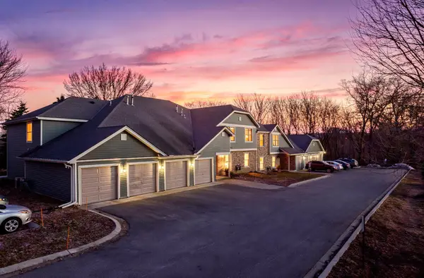 3861 Gold Point #B, Eagan, MN 55122