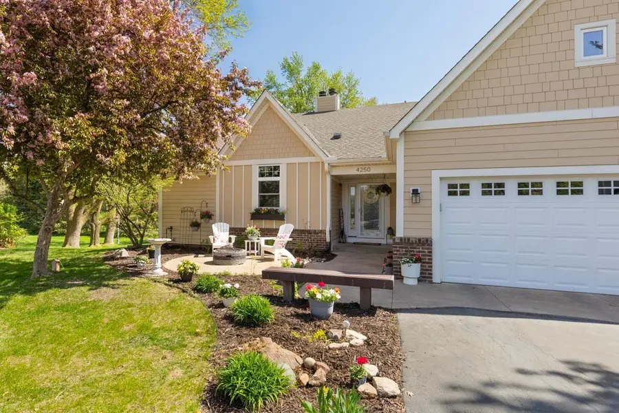4250 Kingsview Lane N, Plymouth, MN 55446 - #3