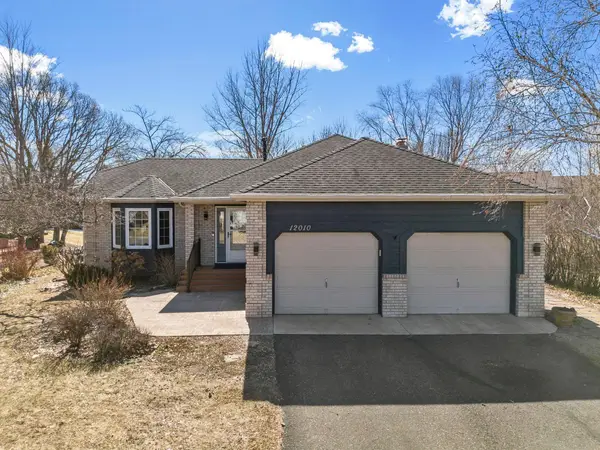 12010 Poppy Street Nw, Coon Rapids, MN 55433