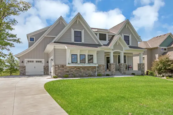 8273 Gatewater Drive, Monticello, MN 55362