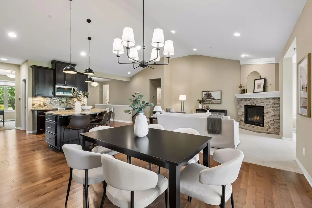 10786 Lyndale Bluffs Trail, Bloomington, MN 55420 - #1