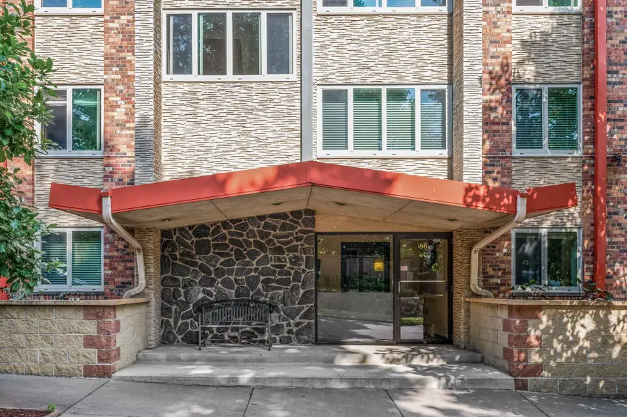 1901 Emerson Avenue S #303, Minneapolis, MN 55403 - #3