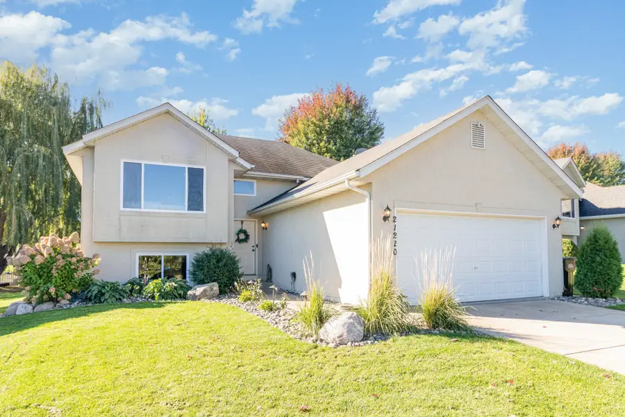 21220 Ilavista Way, Lakeville, MN 55044 - #2