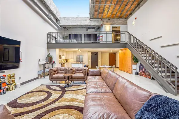 214 4th Street E #213, Saint Paul, MN 55101