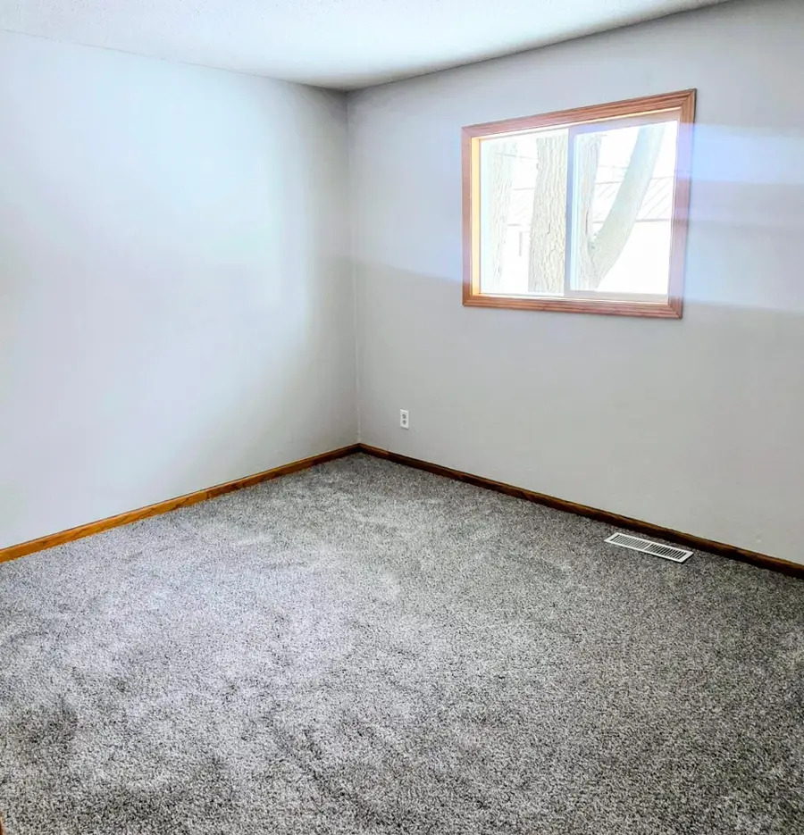 105 31st Avenue N, Saint Cloud, MN 56303 - #2