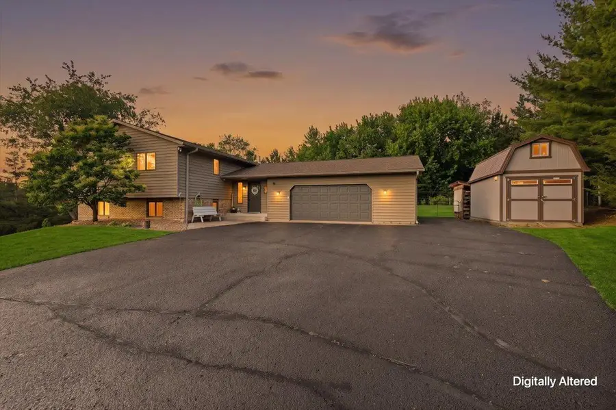 810 Antler Ridge, Hudson, WI 54016 - #2