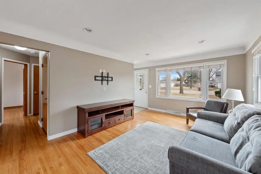 1217 Lincoln Avenue, Saint Paul Park, MN 55071 - #2