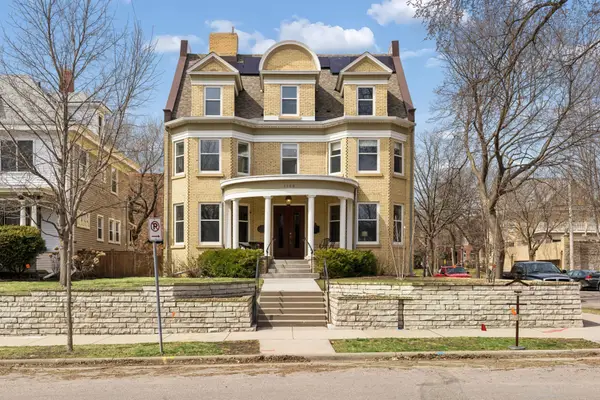 1900 Dupont Avenue S, Minneapolis, MN 55403