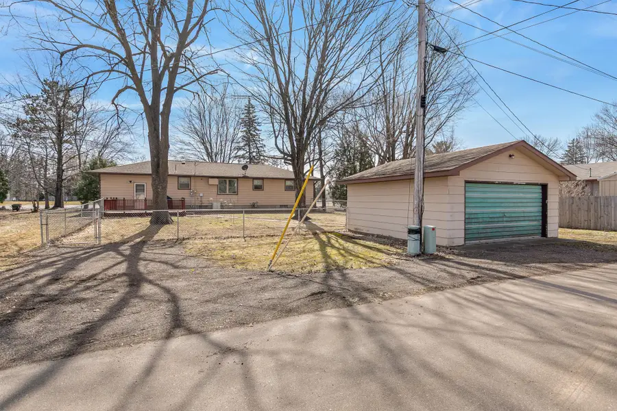 530 Highway 23 E, Milaca, MN 56353 - #2