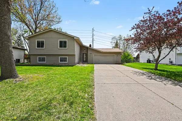 10755 Maple Valley Drive, Maple Grove, MN 55369