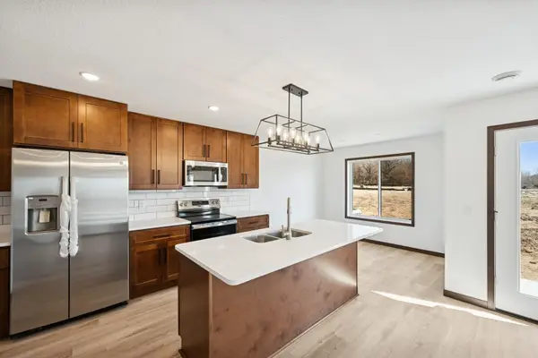 18016 Walnut Circle, Big Lake, MN 55309