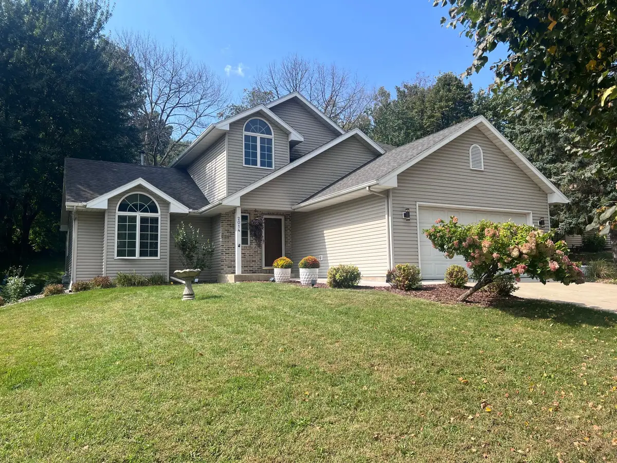 2014 Fox Valley Drive Sw, Rochester, MN 55902 - #1