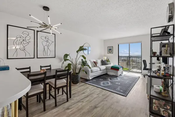 78 10th Street E #2408, Saint Paul, MN 55101