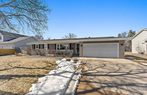 5615 Twin Lake Terrace N, Crystal, MN 55429