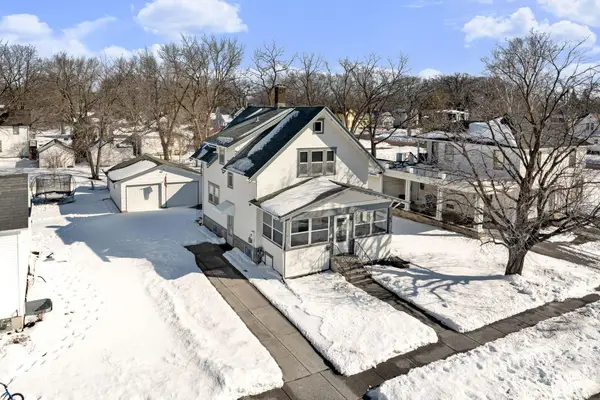 613 4th Avenue Se, Waseca, MN 56093