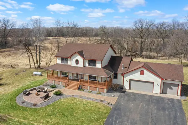 32126 Hornsby Street Ne, North Branch, MN 55056