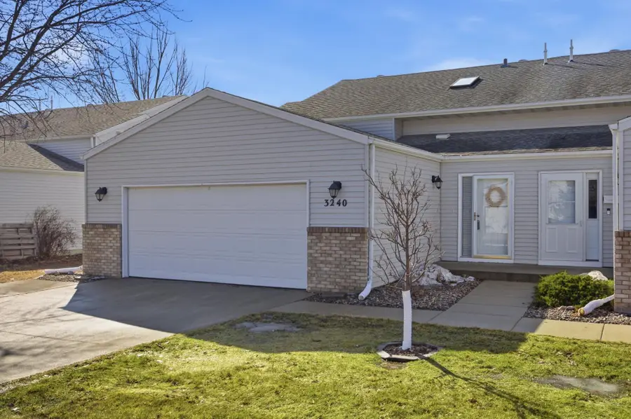 3240 35th Avenue S, Fargo, ND 58104 - #2