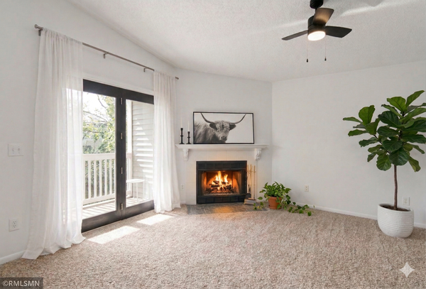 5329 Highpointe Terrace, Bloomington, MN 55437