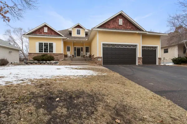 2107 117th Lane Ne, Blaine, MN 55449