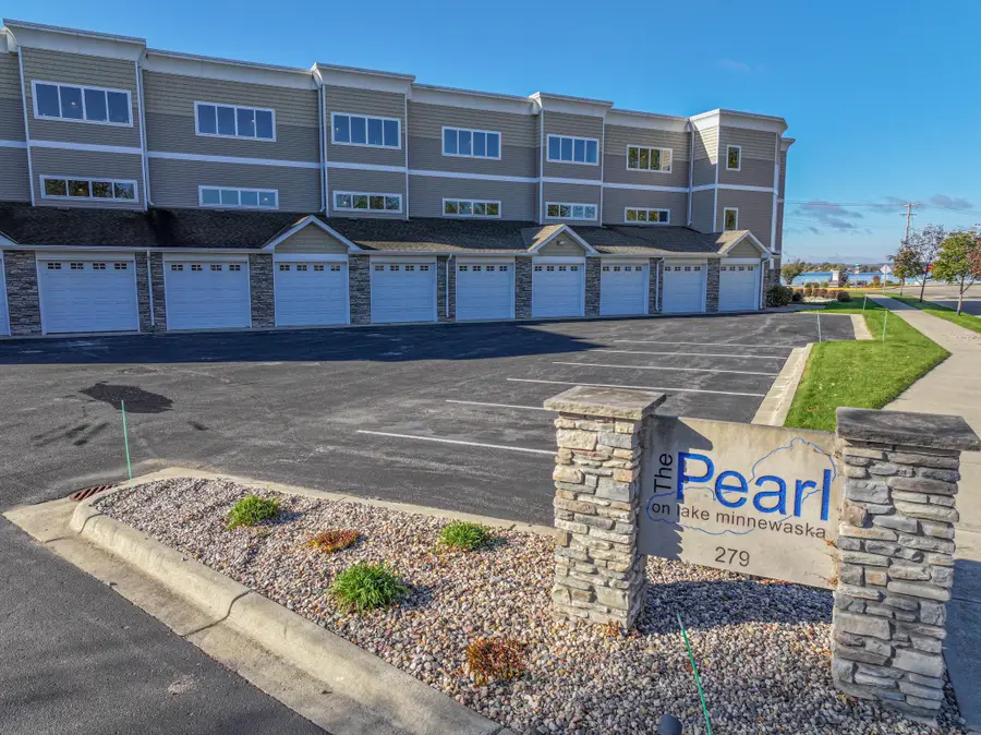 279 Minnesota Avenue W #203, Glenwood, MN 56334 - #2
