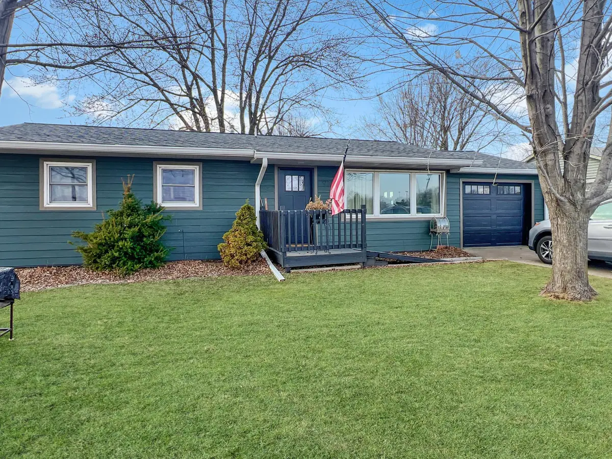 922 S State Street, Fairmont, MN 56031 - #1