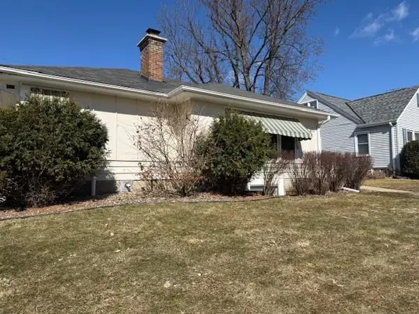 1879 Montreal Avenue, Saint Paul, MN 55116