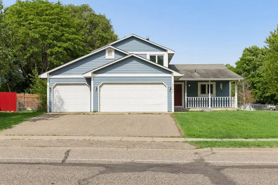 2722 Innsbruck Drive, New Brighton, MN 55112 - #3