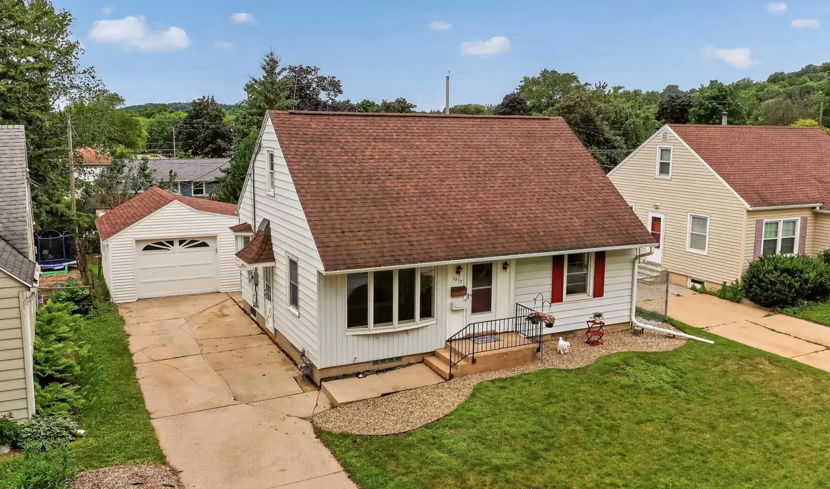 1417 12th Avenue Ne, Rochester, MN 55906 - #1