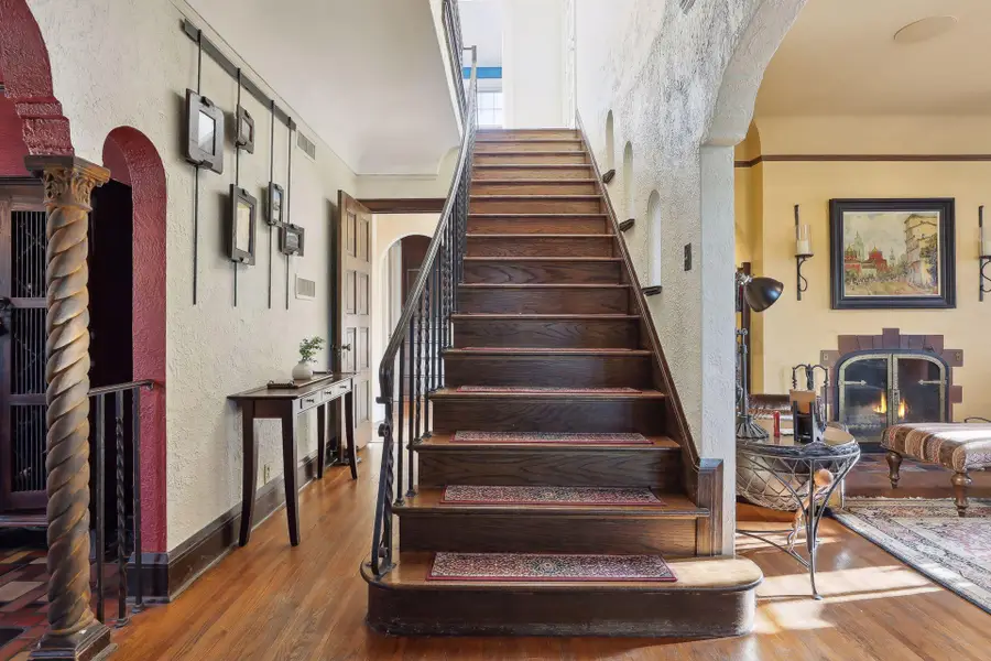 1005 Cedar Lake Road S, Minneapolis, MN 55405 - #3