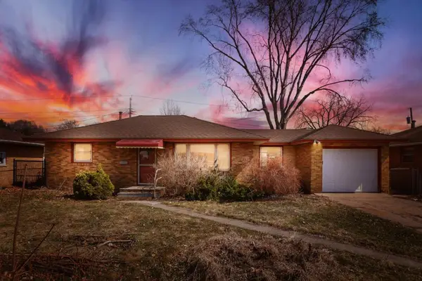 5932 Hampshire Avenue N, Crystal, MN 55428